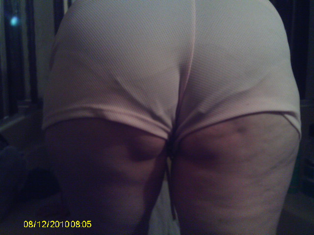 plumpbuttwife